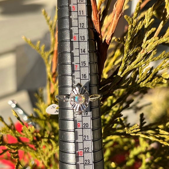 Fragrant Jewels Pandora’s Box Collectors Ring Size 8 - Picture 2 of 4